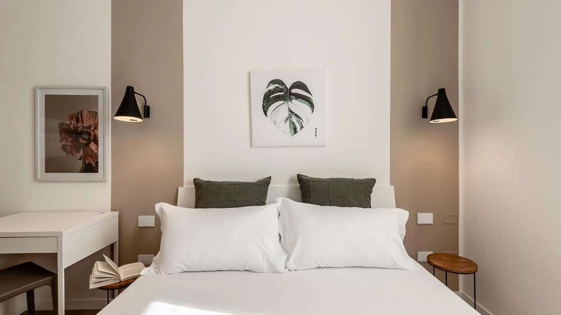 Stayeasy Sardegna - 2Bedrooms 2Baths - City Center Milan 0*,  Italy